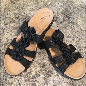 New Clarks ultimate comfort black sandals size 9 1/2